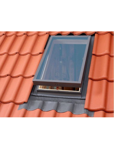 Lucernario Velux VLT 025 45x55 con apertura a libro